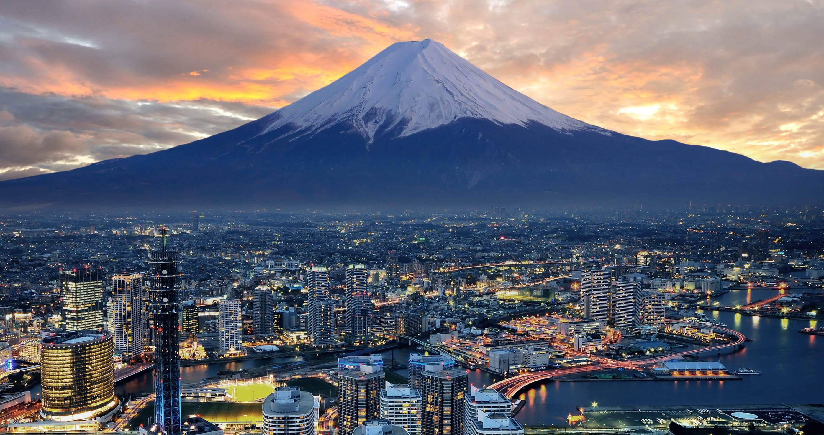 Mount Fuji  Japan s loftiest and holiest peak 