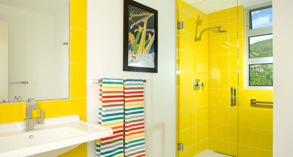 Love Your Bathroom Forever 9 Perfect Features 1 (Allen-Guerra Architecture - Bob Winsett Photography)