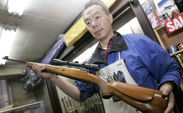 Even-gangsters-live-in-fear-of-Japan’s-gun-laws-photo-www.theatlantic.com